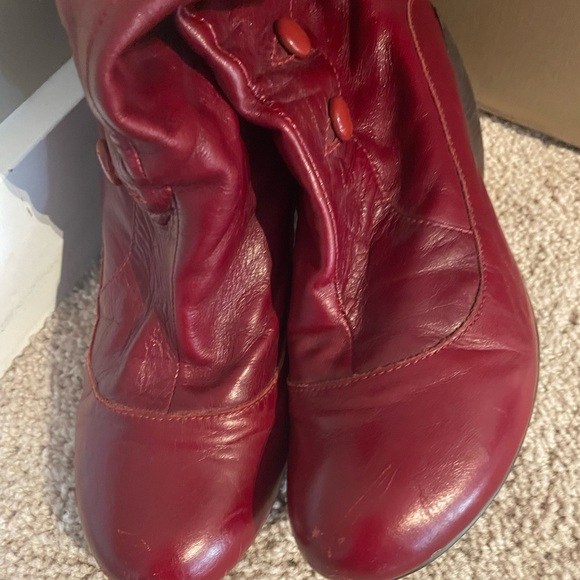 Brand Jump size 8 scarlet colour - Picture 6 of 8